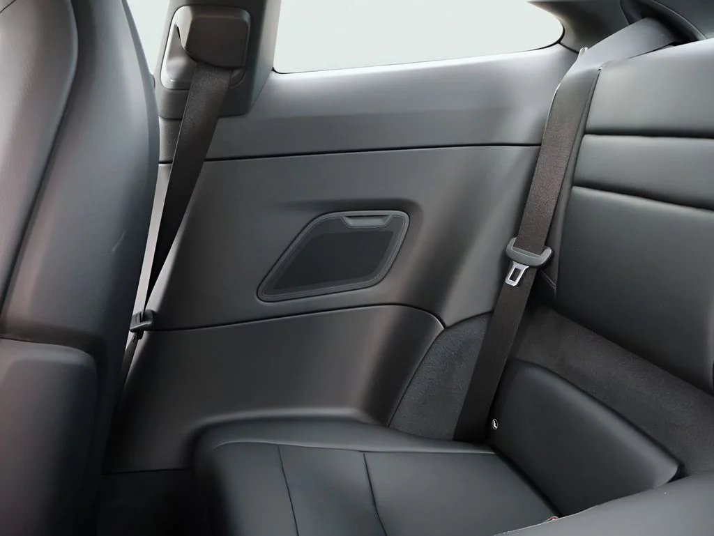 Certified Used 2025 Chalk Porsche  image 19