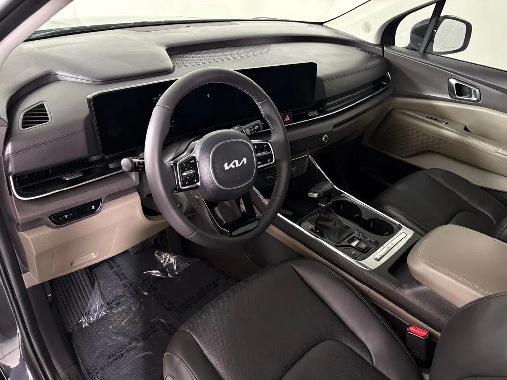 New 2026 Gray Kia EX image 17