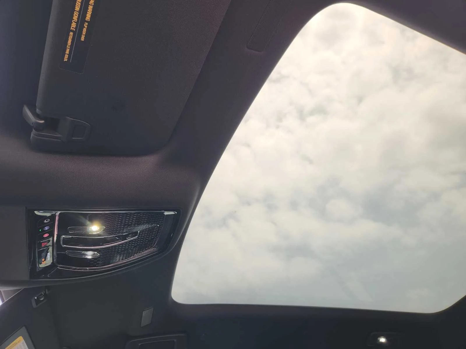 2026 Cadillac Escalade IQL Luxury - Photo 18