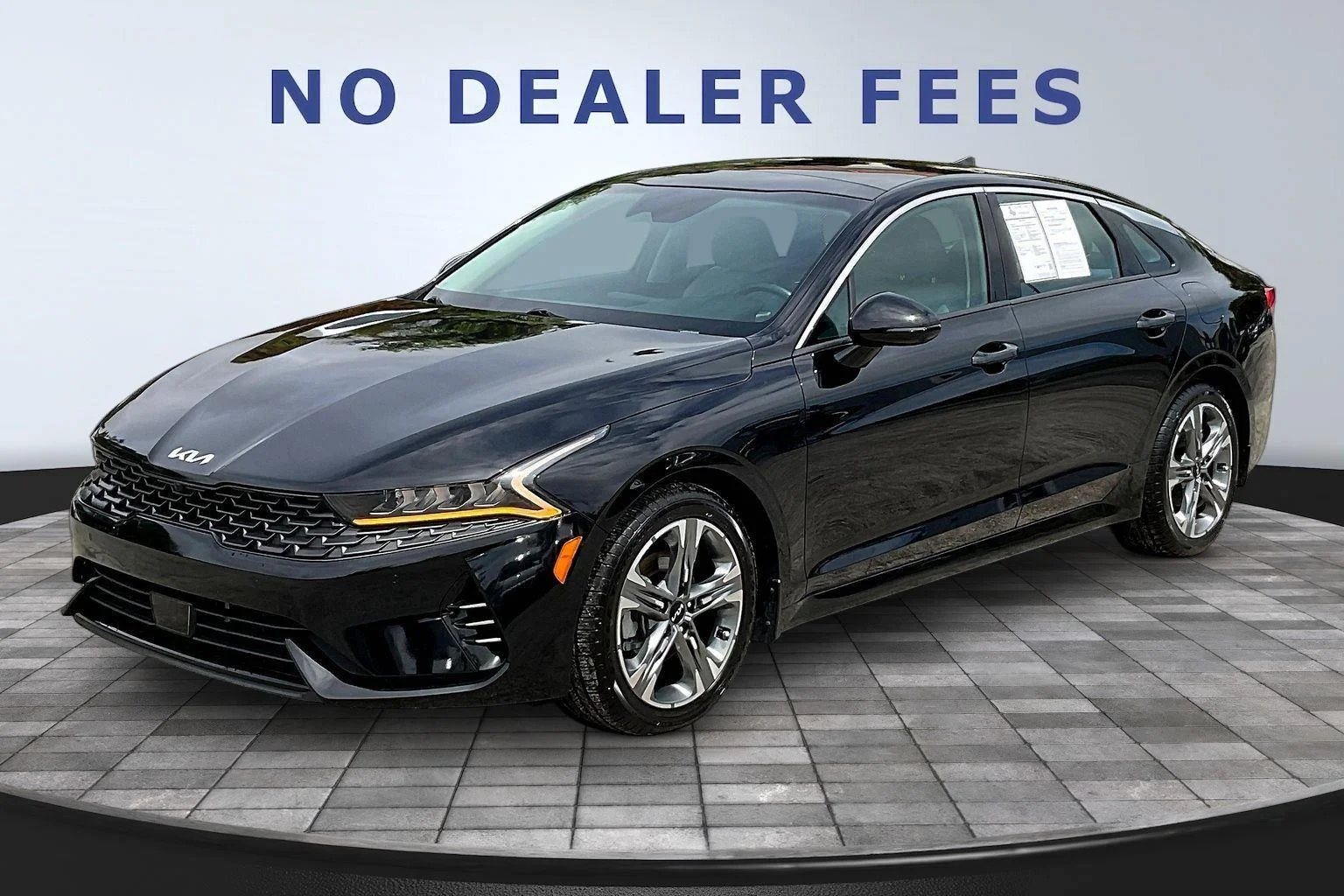 2023 Kia Optima EX FWD's photo