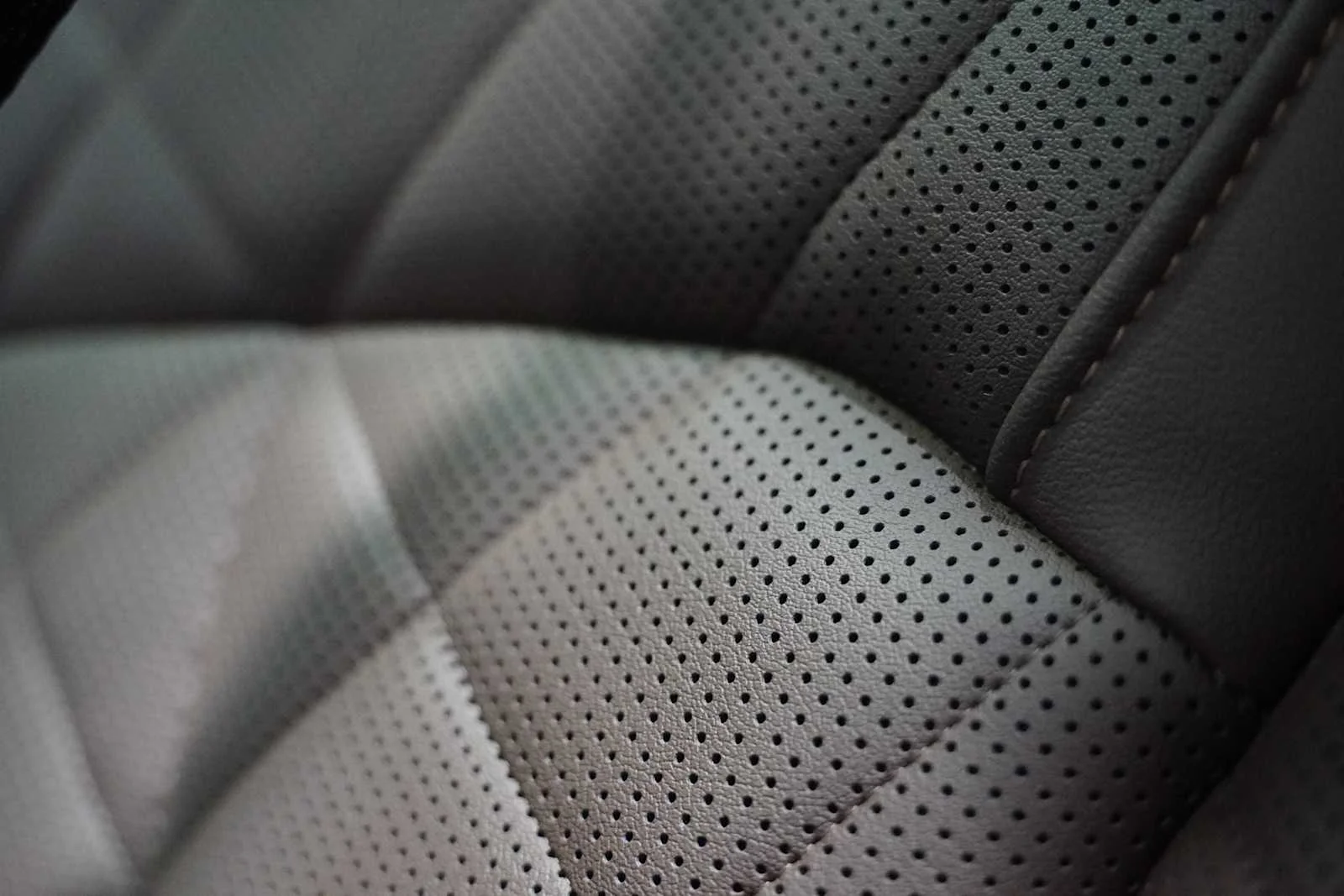 Certified Used 2024 Skyscraper Grey Metallic BMW xDrive40i image 11