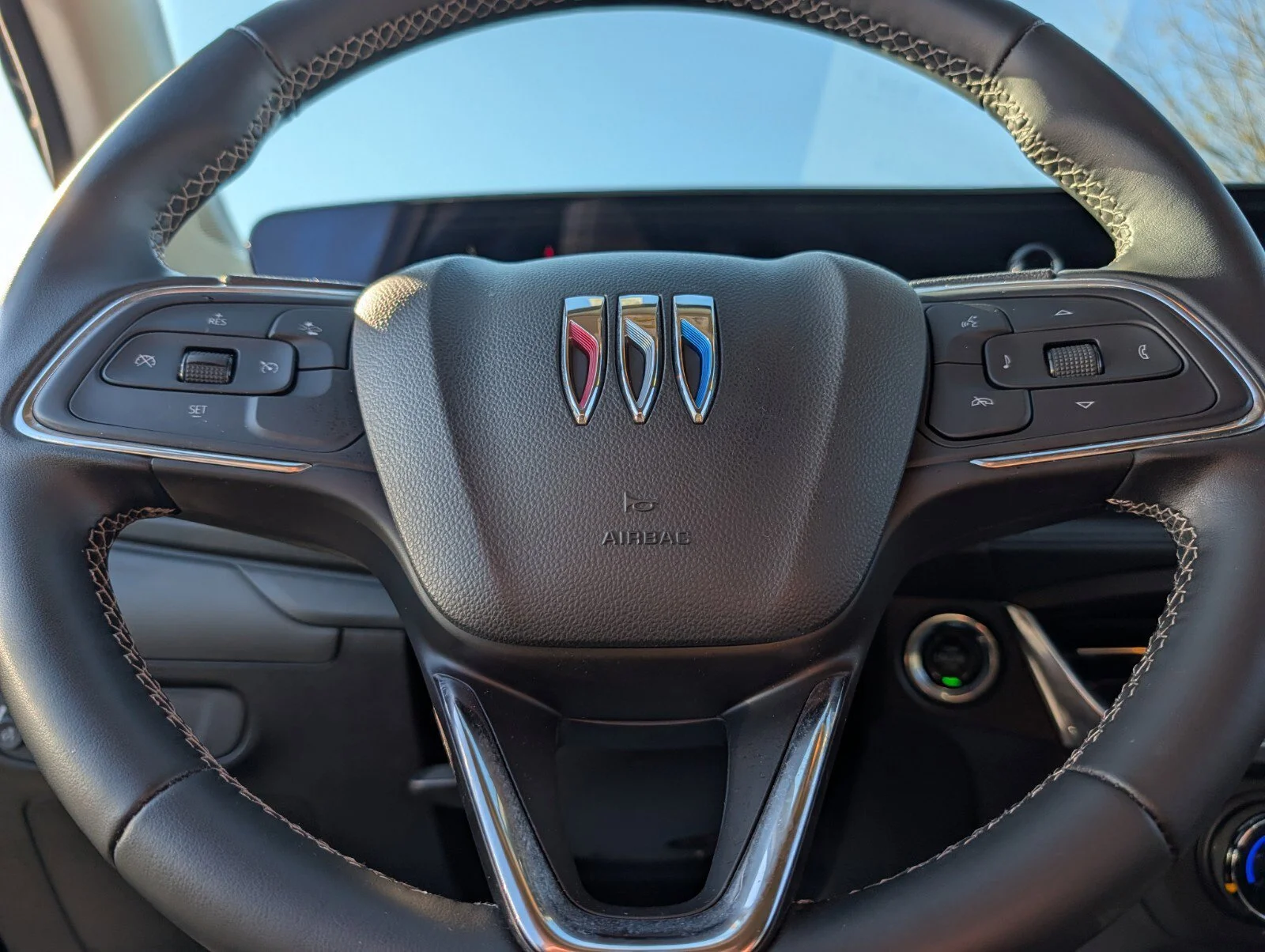 Used 2024 Ebony Twilight Metallic Buick Preferred image 30