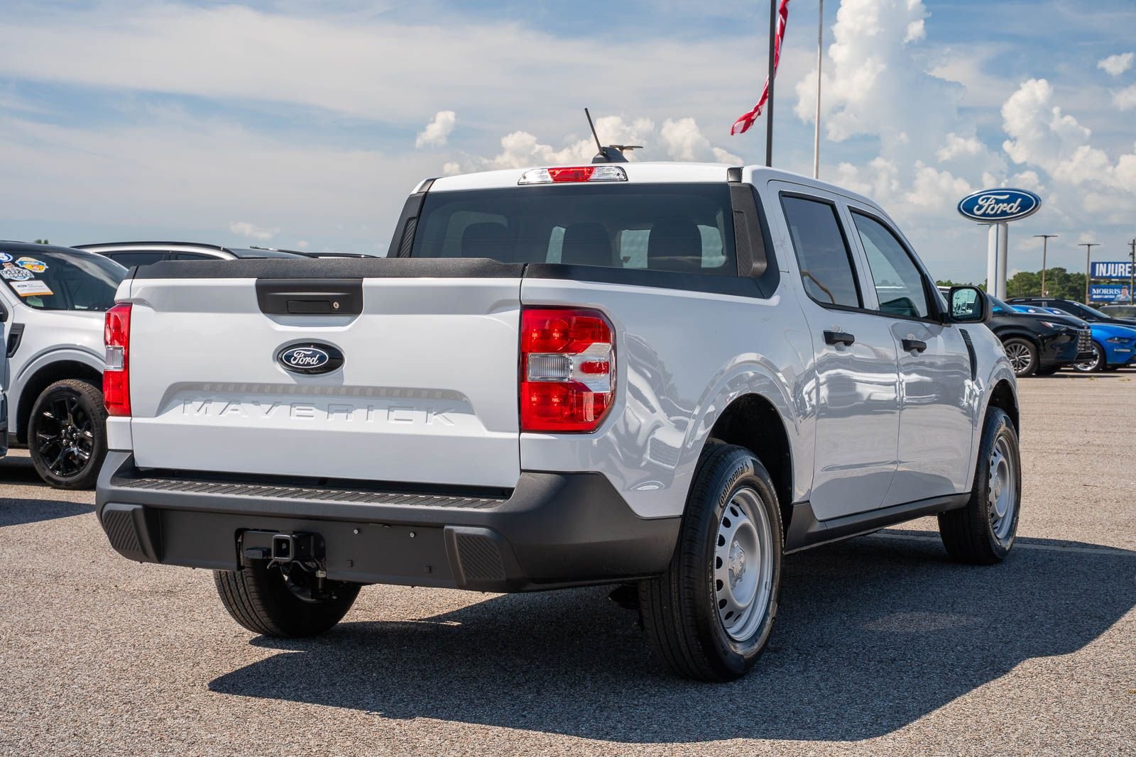 New 2026 Oxford White Ford XL image 4
