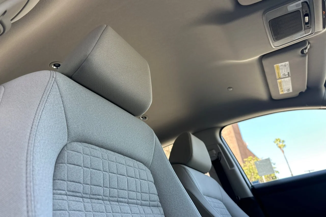 Used 2025 Platinum White Pearl Honda LX image 16