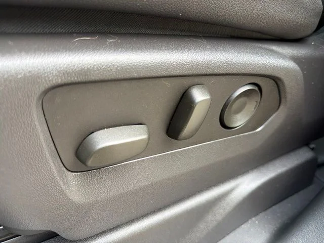 Used 2023 White Chevrolet ZR2 image 11