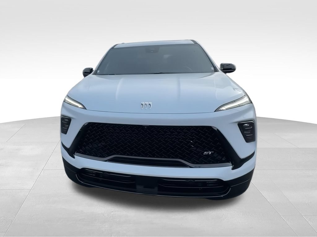 New 2026 Iridescent White Tricoat Buick Sport Touring image 3