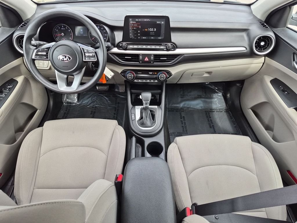Used 2019 Gray Kia LXS image 23