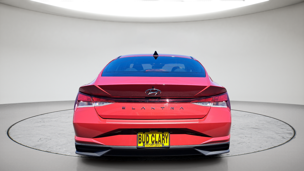 Used 2021 Red Hyundai SEL image 4