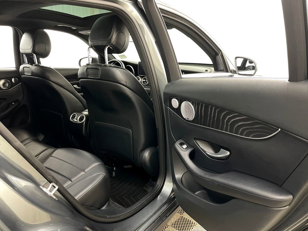 2018 Mercedes-Benz GLC GLC300 - Photo 42