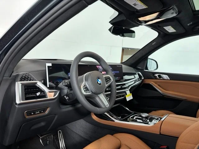 New 2027 Oxford Green II Metallic BMW xDrive40i image 8