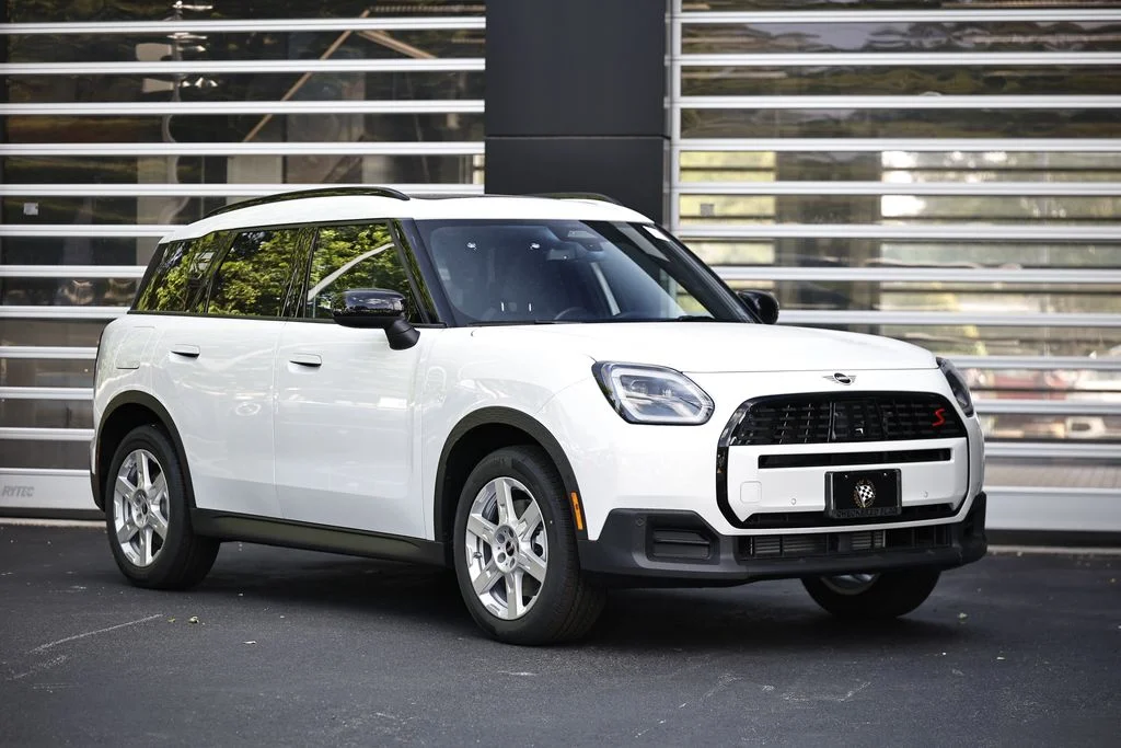 2027 MINI Cooper's photo