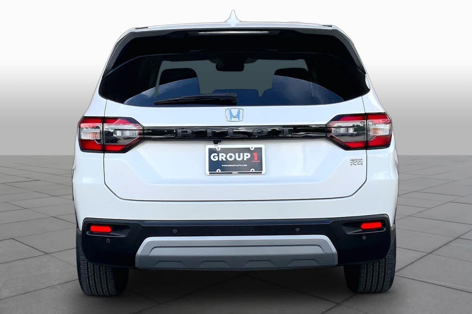 Used 2025 Platinum White Pearl Honda EX-L image 5