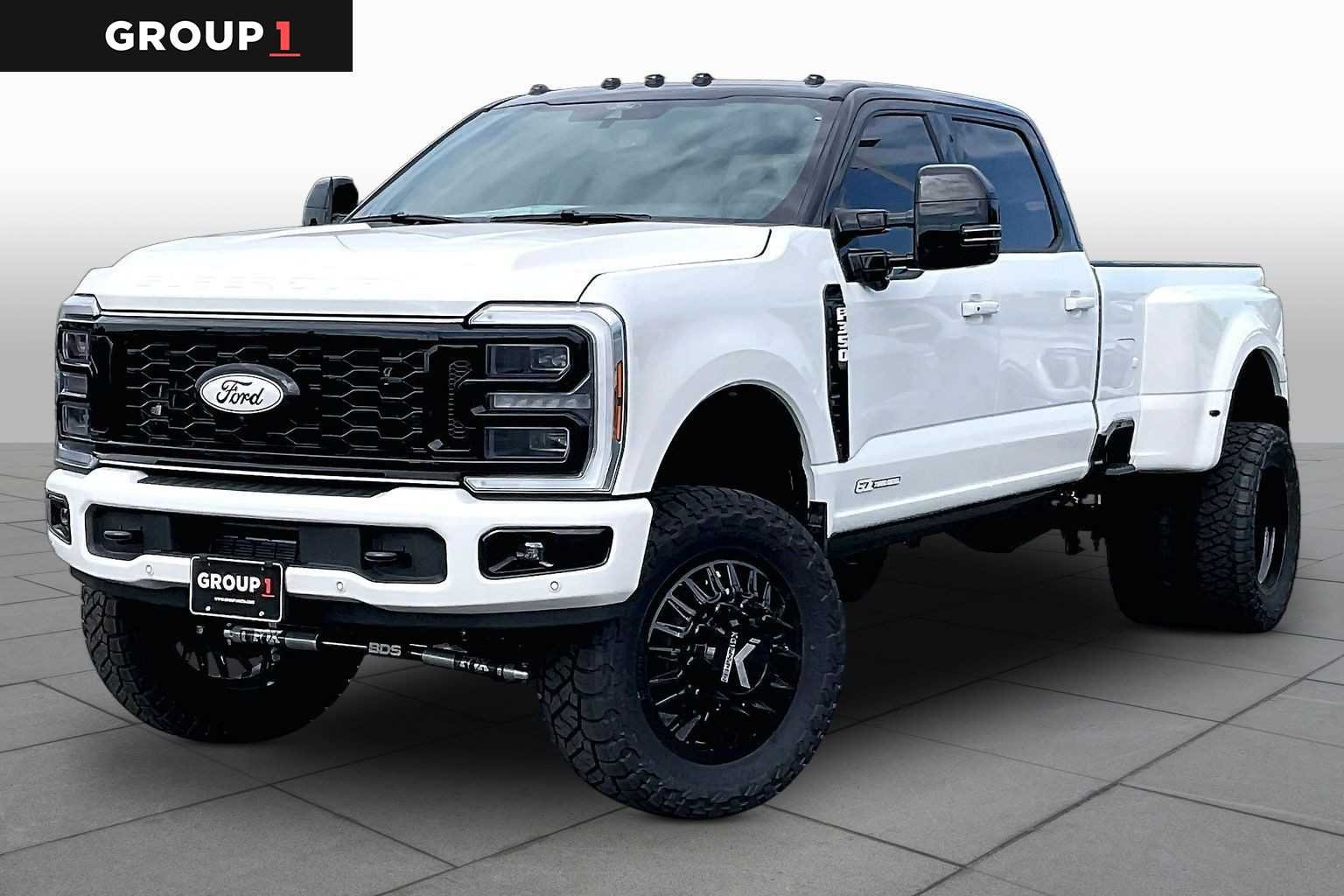 2026 Ford Super Duty F-350® Platinum®