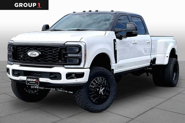 New 2026 Ford Super Duty F-350® Platinum®