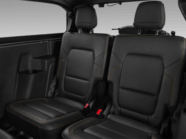 Used 2024 Shadow Black Ford Wildtrak image 11