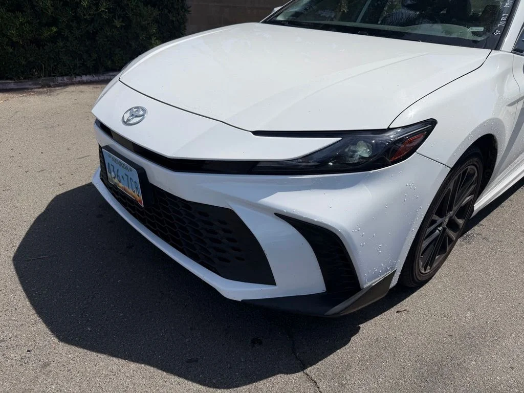 Used 2025 White Toyota SE image 4
