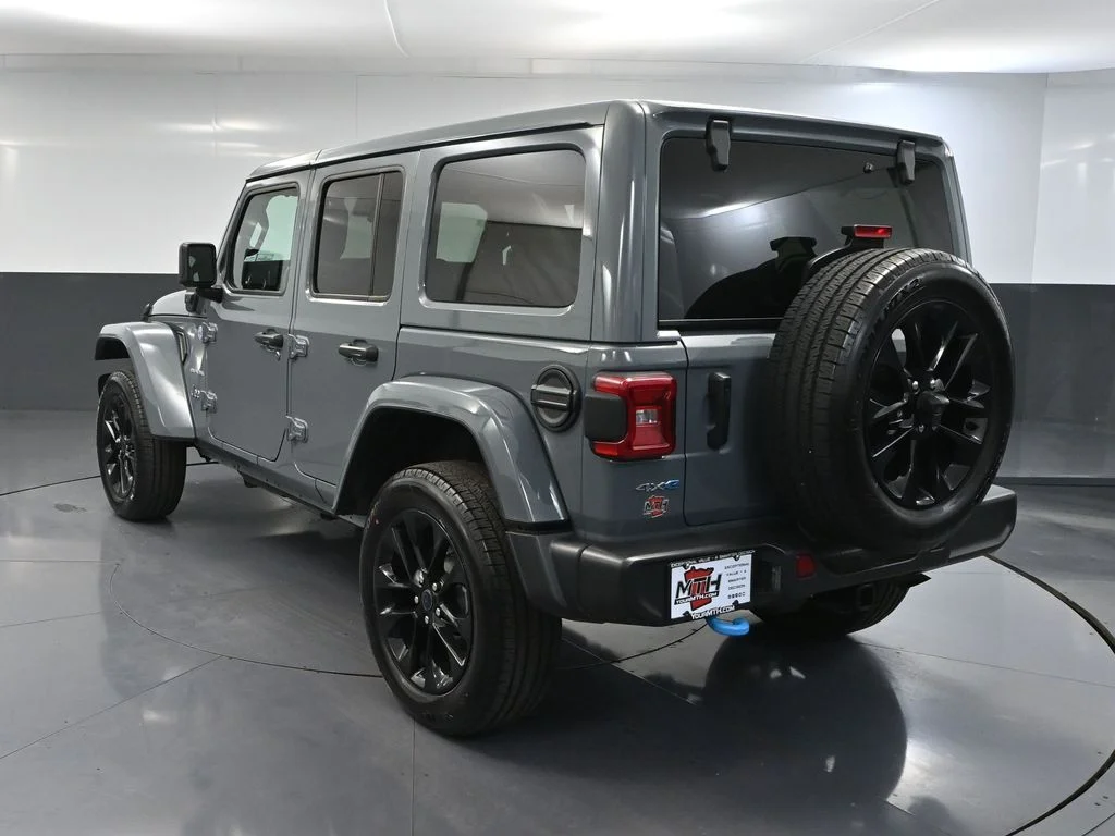 2024 Jeep Wrangler 4xe Sahara 4XE - Photo 9