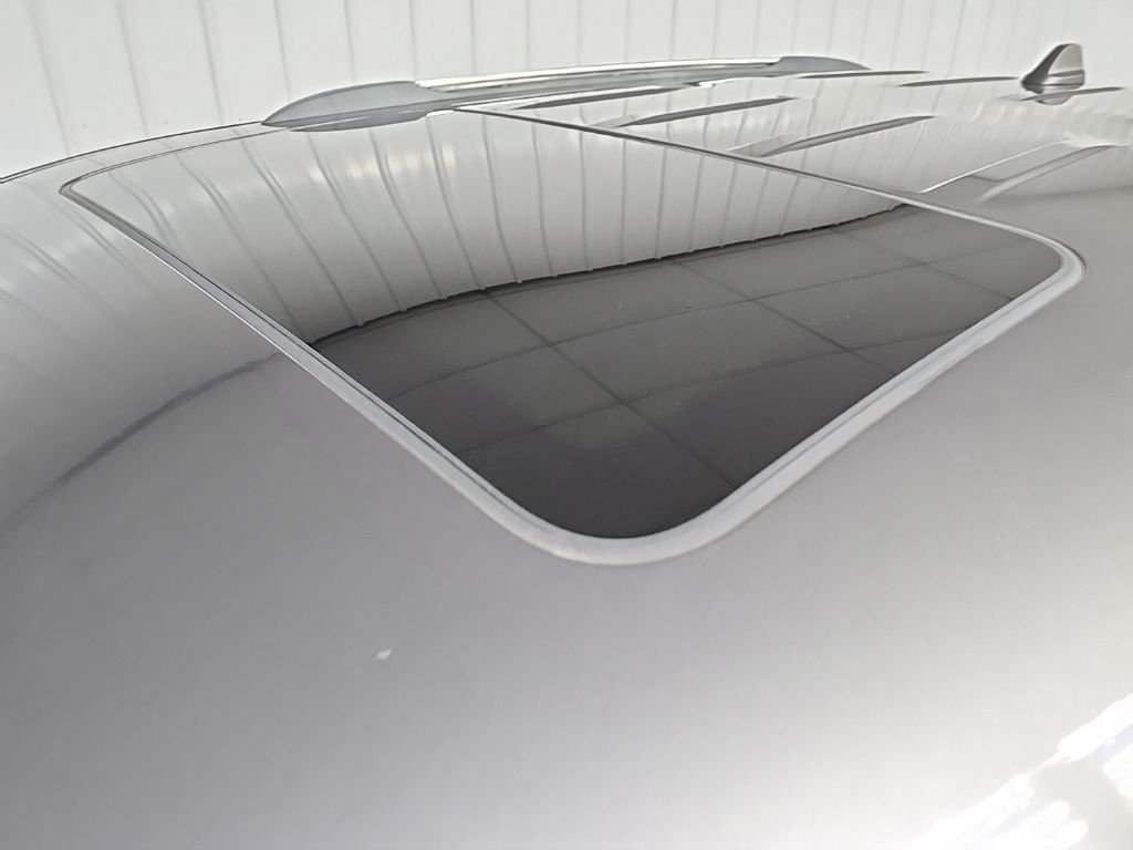 Used 2020 Gray Jeep Limited image 11
