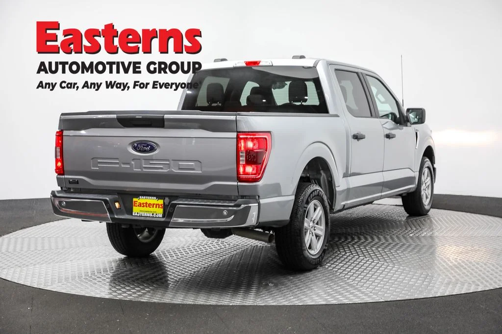 Used 2023 Silver Ford XLT image 5