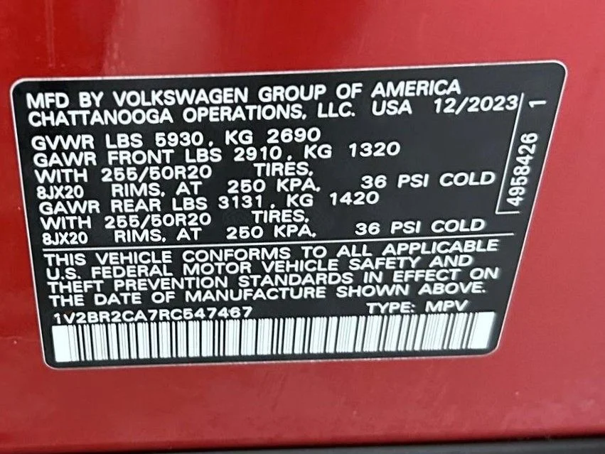 Used 2024 Blue Volkswagen 2.0T SEL image 27