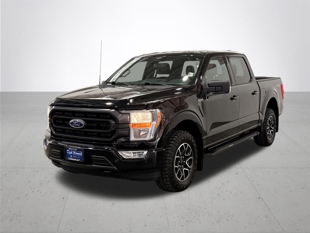 Used 2022 Black Ford XLT image 2
