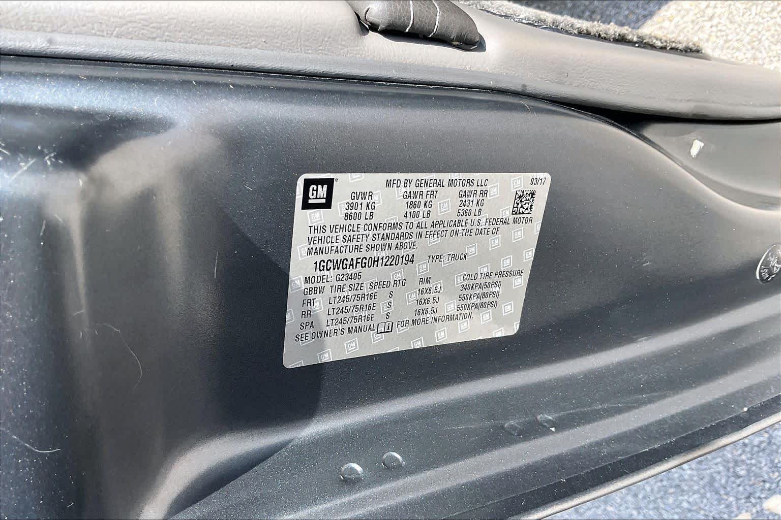 Used 2017 Cyber Gray Metallic Chevrolet  image 30