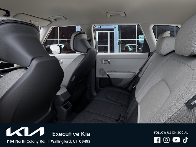 New 2027 Pale Gray Kia S image 18