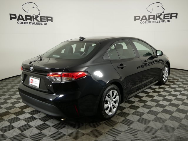 Used 2025 Midnight Black Metallic Toyota LE image 5