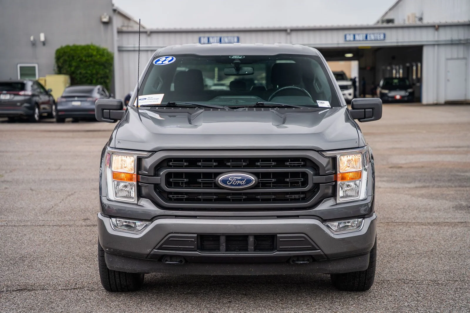 Used 2022  Ford XLT image 1