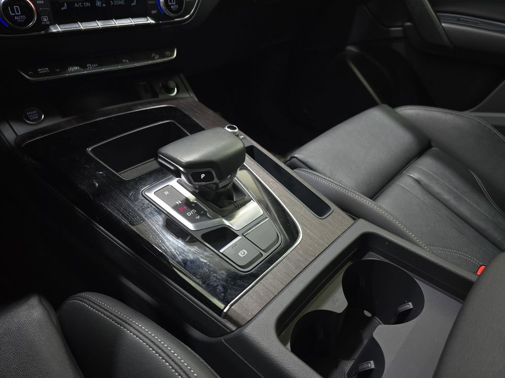 Used 2024  Audi 45 S line Premium image 26