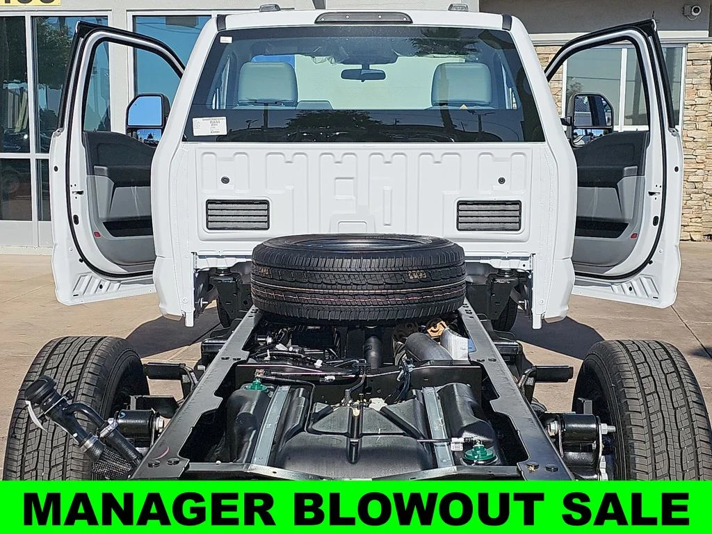 New 2026 Oxford White Ford F-350® XL image 12