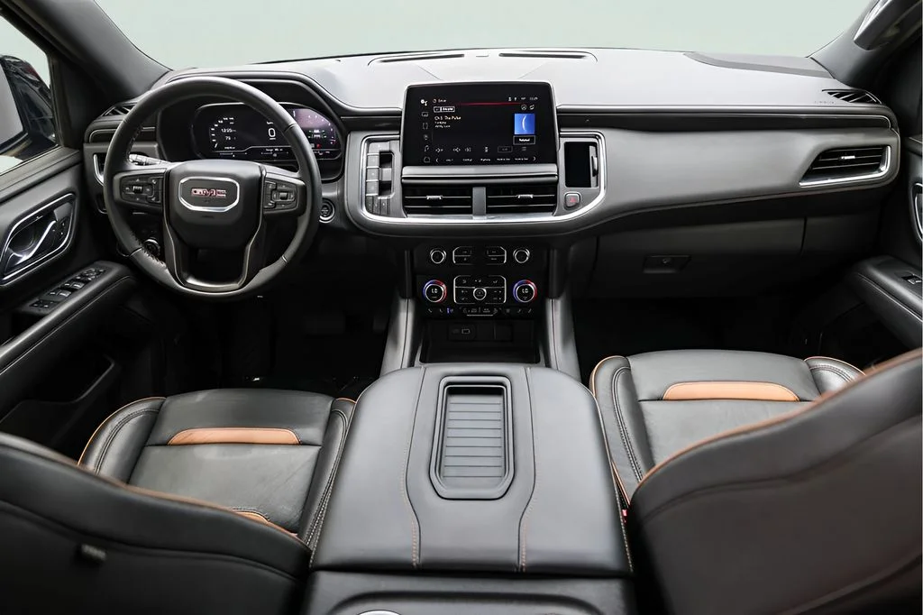 Used 2024 Black GMC AT4 image 31