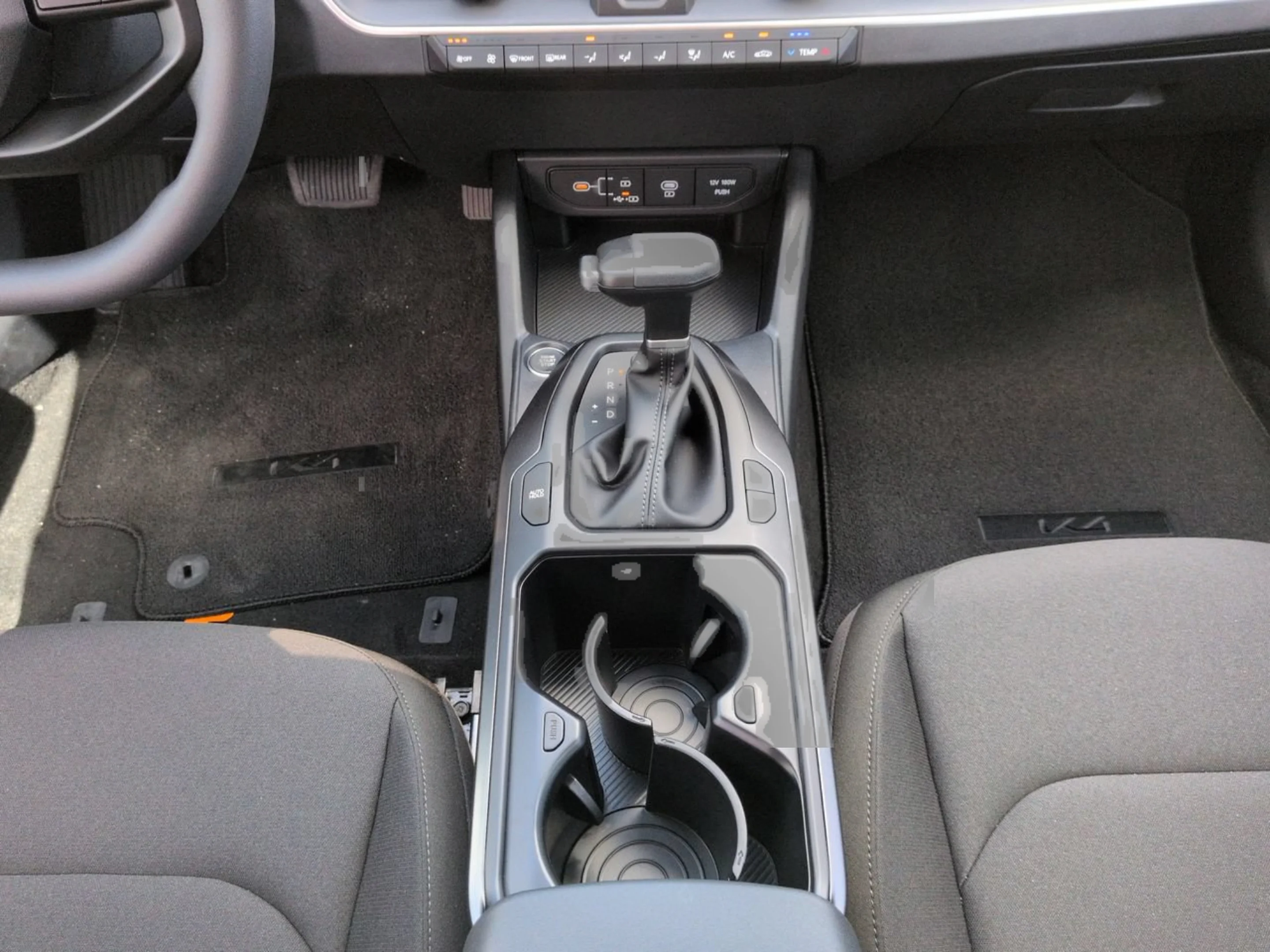 New 2026 Snow White Pearl Kia LXS image 15
