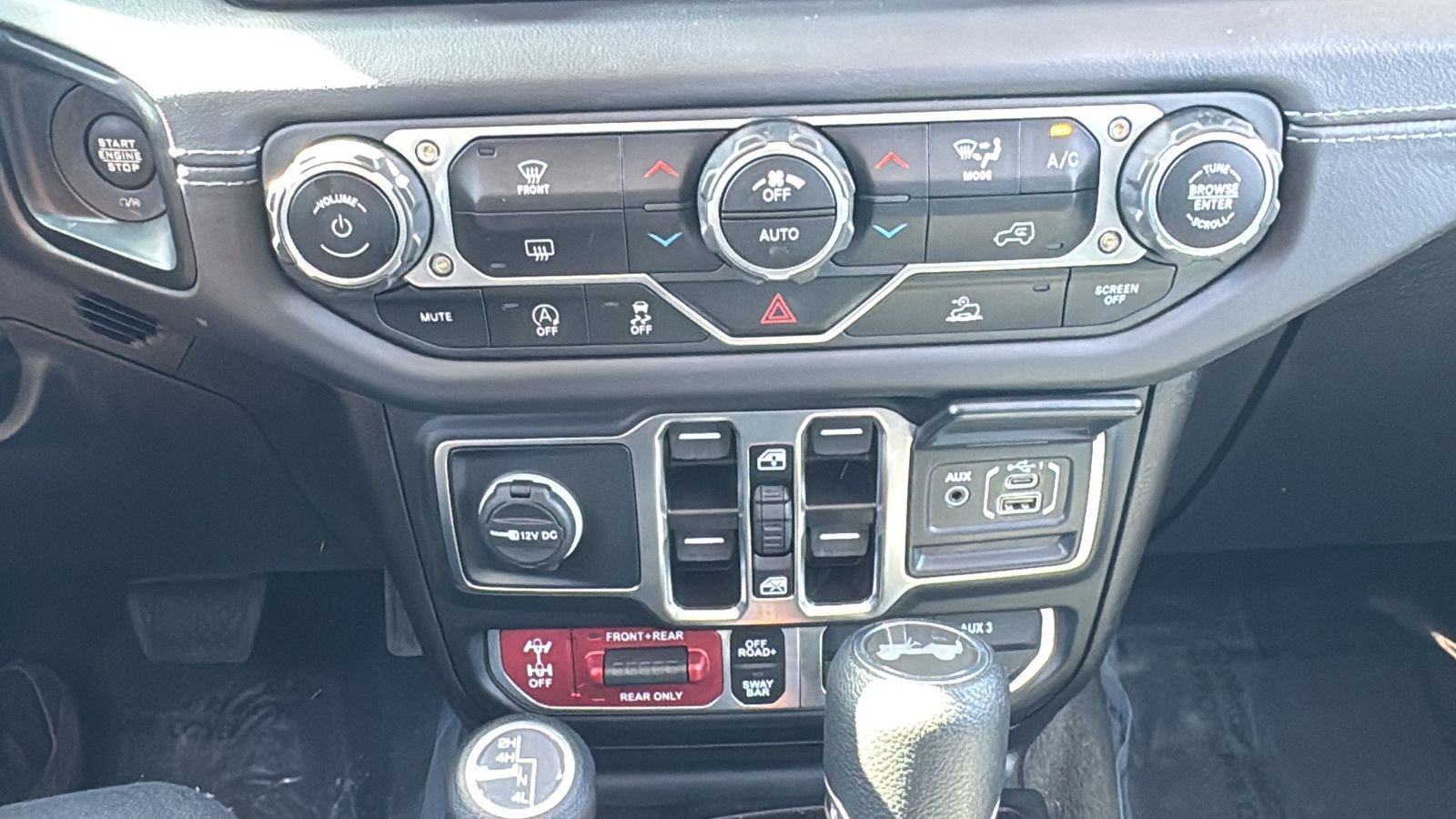 Certified Used 2025 Red Jeep Rubicon image 27