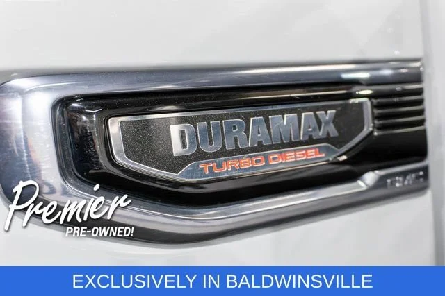 Used 2025 Thunderstorm Gray GMC AT4 image 32