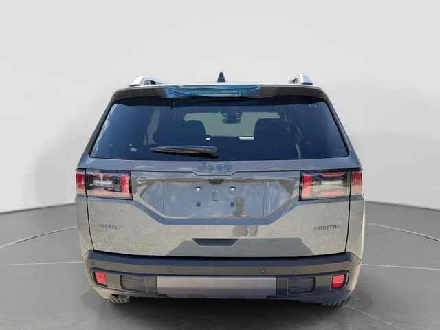 New 2026 Sting-Gray Clear-Coat Exterior Paint Jeep Limited image 5
