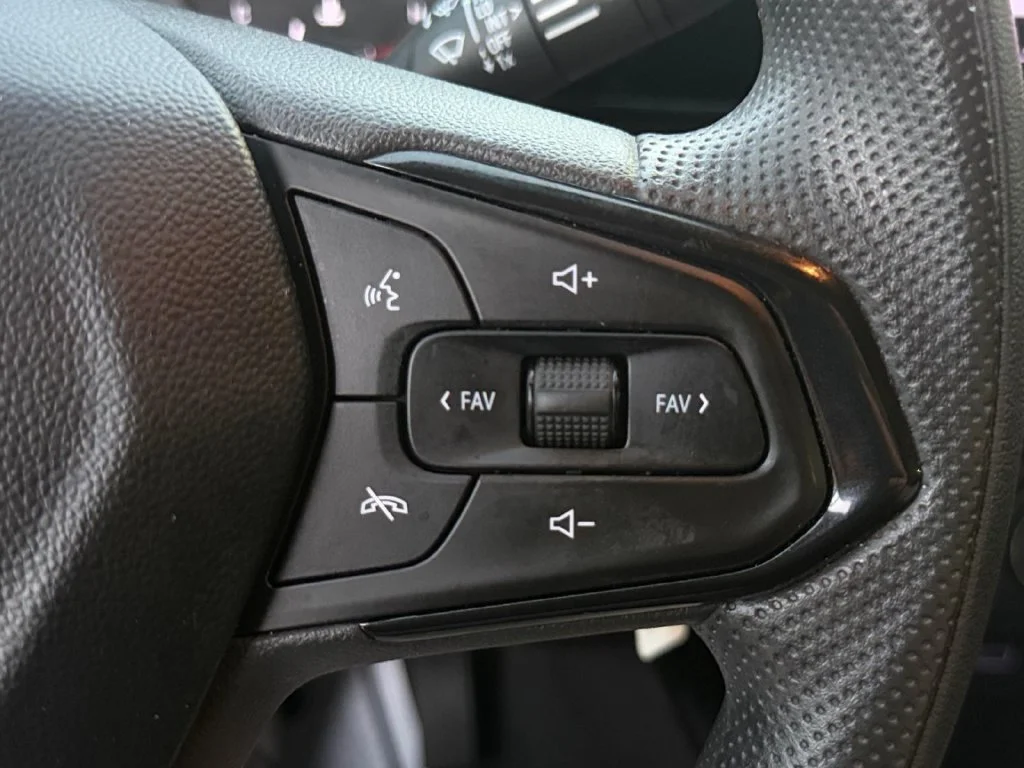 Used 2024 Summit White Chevrolet LS image 31