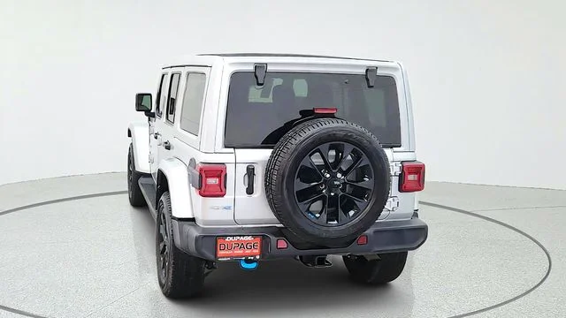 Used 2023 Silver Jeep Sahara 4xe image 9