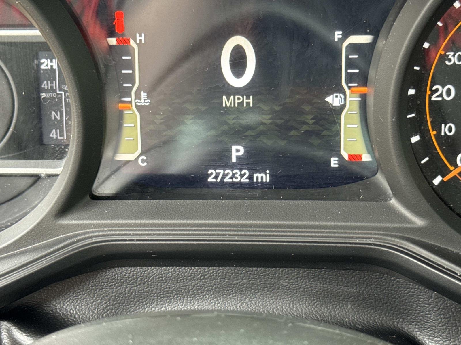 Used 2024 Hydro Blue Pearlcoat Jeep Rubicon X image 27