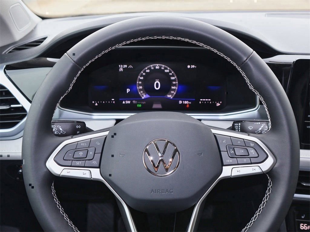 New 2026 Black Volkswagen 1.5T SE image 19