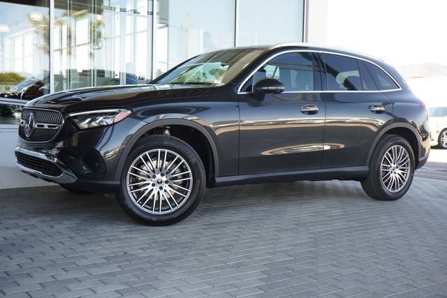 New 2026 Graphite Grey Metallic Mercedes-Benz GLC 300 image 36