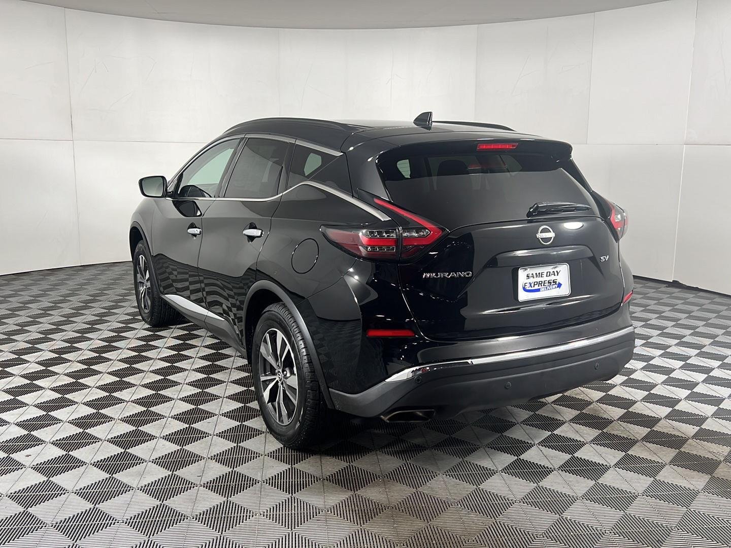 Used 2023 Super Black Nissan SV image 33