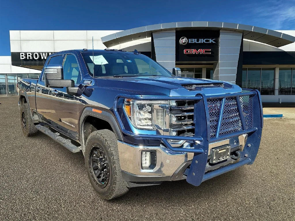 Used 2020 PACIFIC BLUE METALLIC GMC SLT image 1