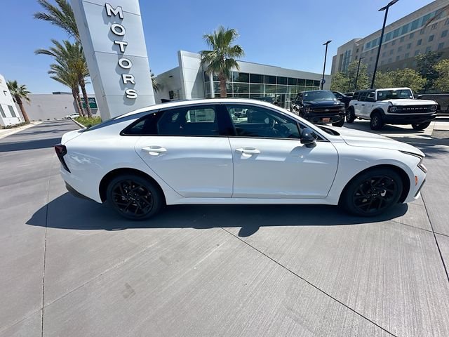 Used 2026 Snow White Pearl Kia GT-Line image 8