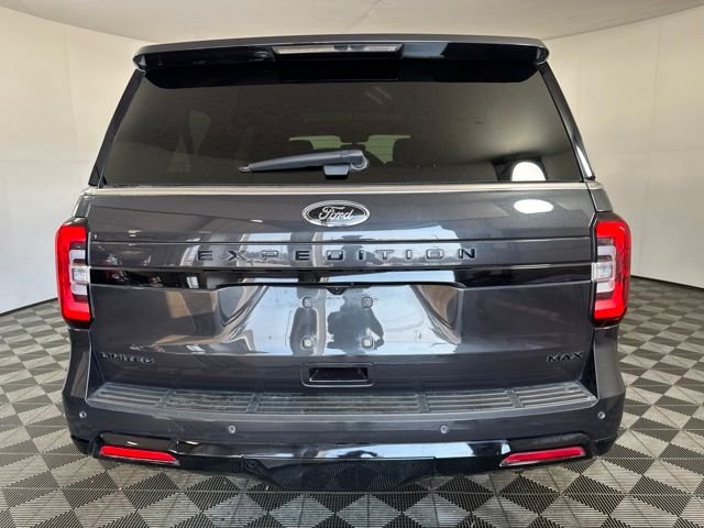 Used 2022 Gray Ford Limited image 25