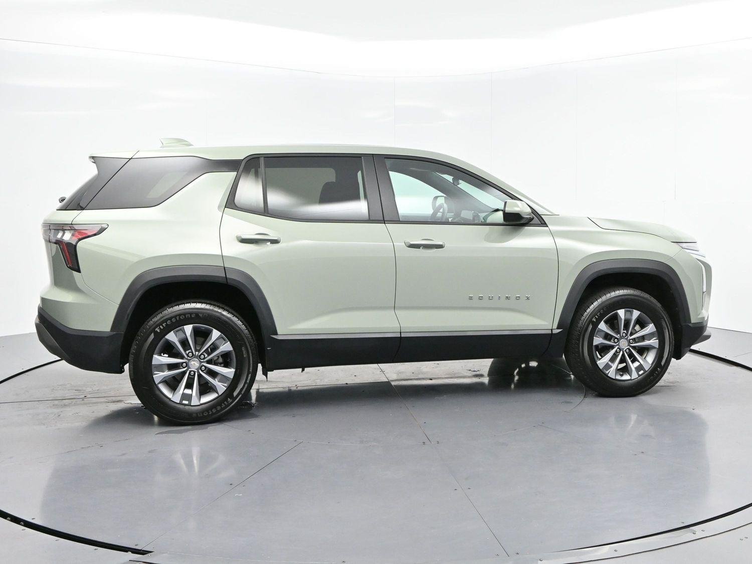 Used 2025 Cacti Green Chevrolet LT image 8