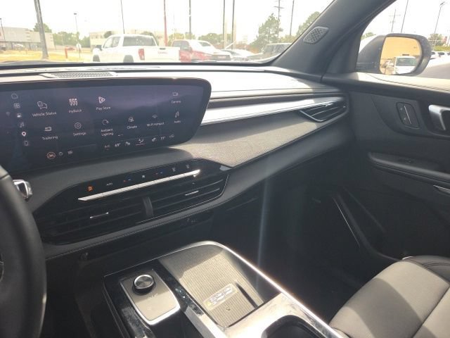 Used 2026 Summit White Buick Preferred image 6