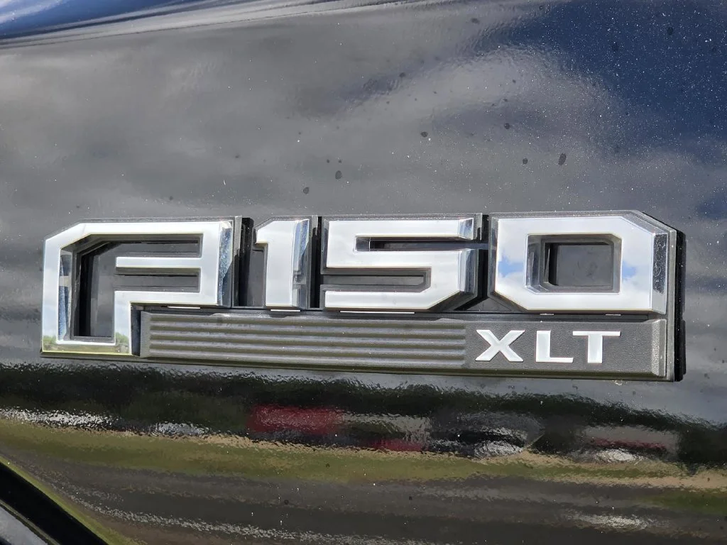 Used 2016 Black Ford XLT image 46