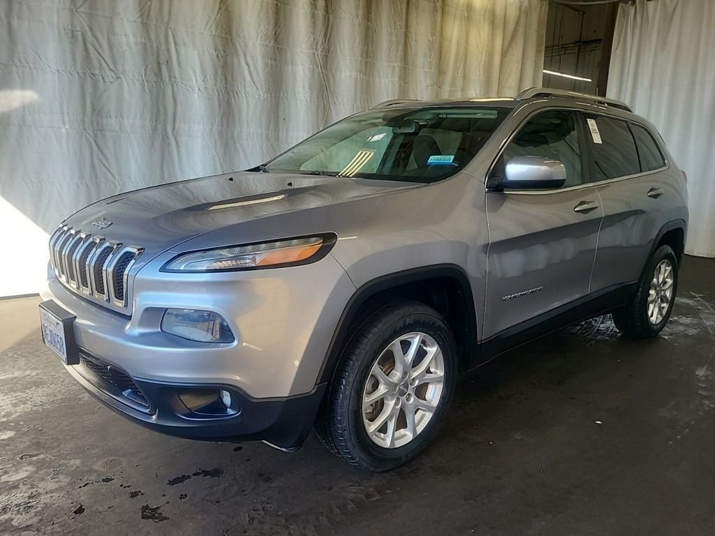 Used 2014 Jeep Cherokee Latitude with VIN 1C4PJLCS6EW299413 for sale in Cedar Rapids, IA