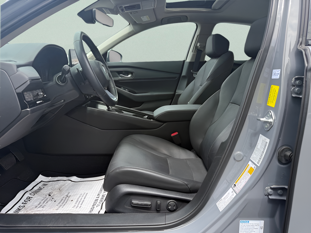 Used 2024 Gray Honda Touring image 9